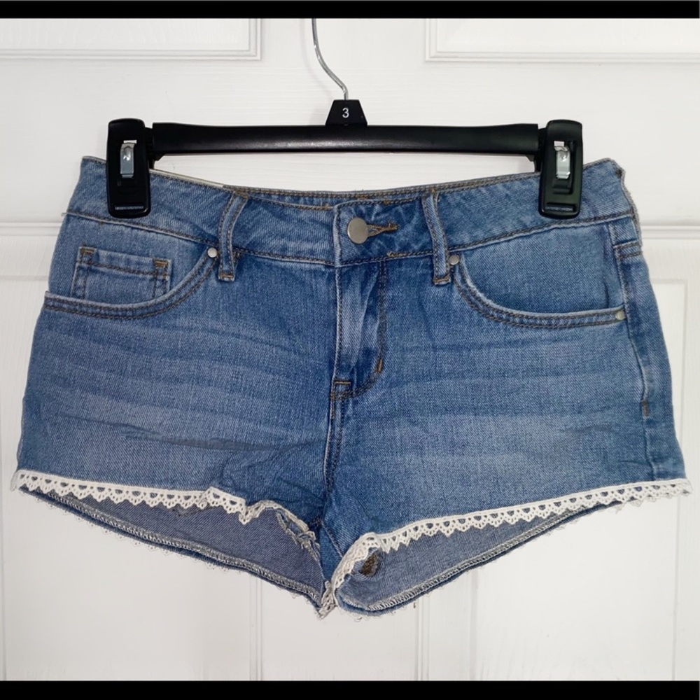 Bullhead Denim Shorts with Lace Trim